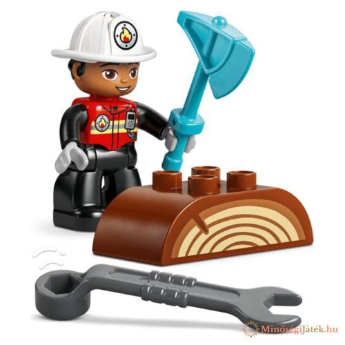 LEGO® DUPLO - Tűzoltóautó tömlővel és tűzoltóval