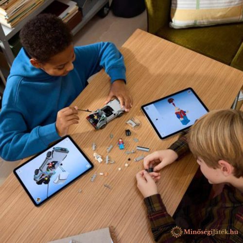 LEGO® Speed Champions - A Vissza a jövőbe időgépe