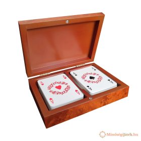 Römikártya elegáns fa dobozban